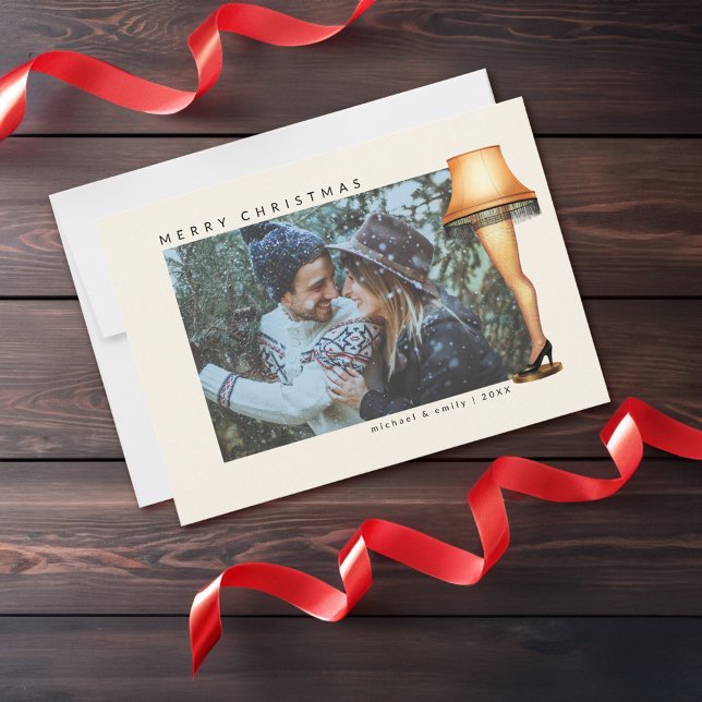Cartes Pour Fêtes Annuelles Une Lampe à lèvres de Noël | Photo (Card on table)