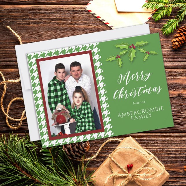 Cartes Pour Fêtes Annuelles Une photo de la cheminée verte et blanche (Green & White Houndstooth Christmas Card)