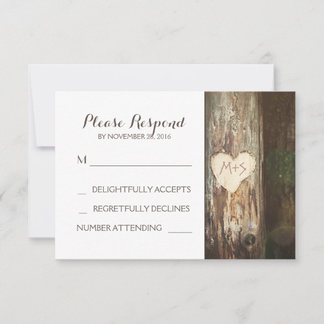 Cartes RSVP de mariage de coeur sculpté rustique (Devant)