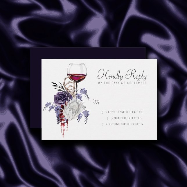 Cartons Réponse Belle déplaisante | Floral gothique rouge et viole (Créateur téléchargé)