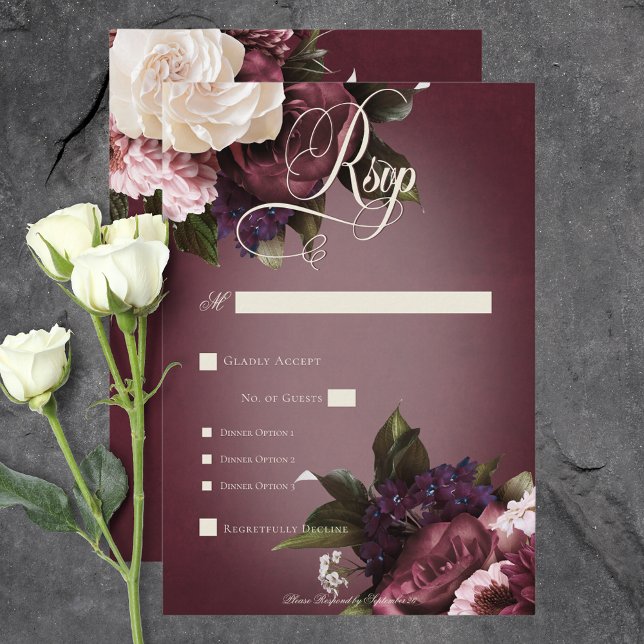 Cartons Réponse Dîner floral foncé, bordeaux et flou crème (Dark Elegant Burgundy & Cream Blur Floral Dinner RSVP Card)