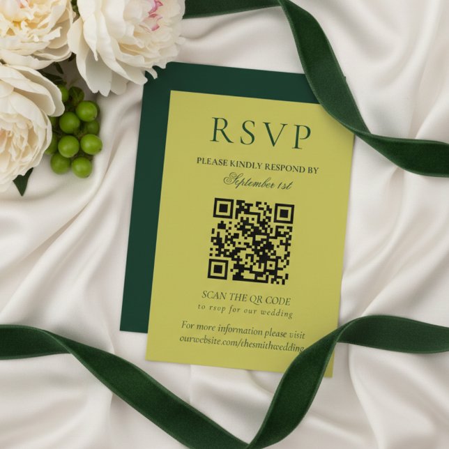 Cartons Réponse Elegant Chartreuse Minimalist Wedding QR Code (Elegant Chartreuse Minimalist Wedding QR Code RSVP Card)