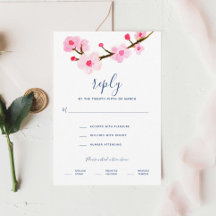 Mariage de fleurs de cerisiers roses