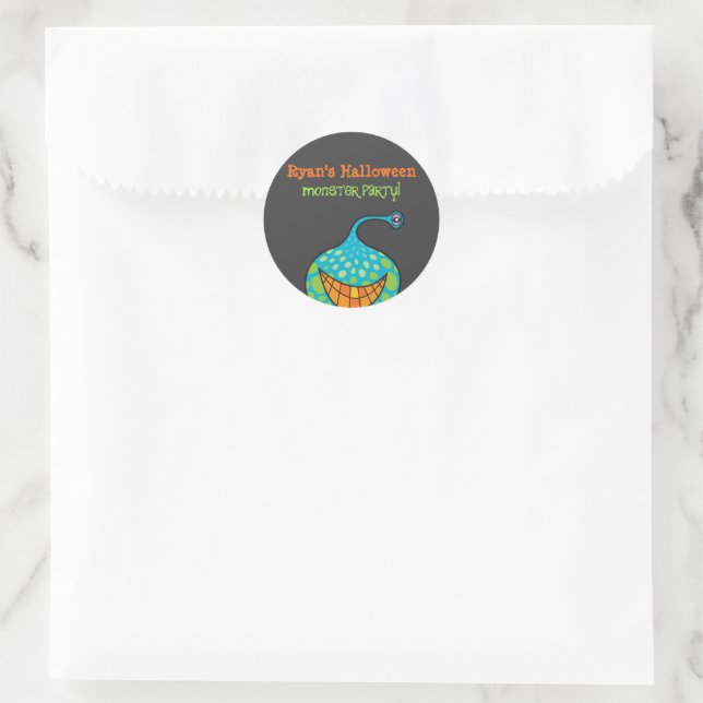 Cartoon Green Monster Alien Kid's Halloween Party Classic Round Sticker (Bag)