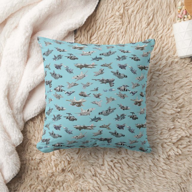 Cartoon military airplanes seamless pattern throw pillow (Blanket)
