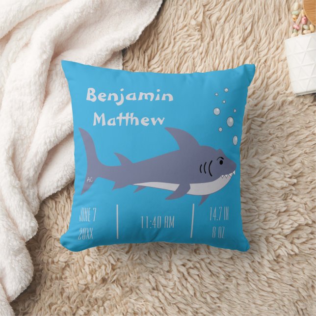 Cartoon Shark Baby Statistiques Coussin bleu (Couverture)