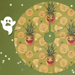 Carved Pineapples Fleece Tree Skirt