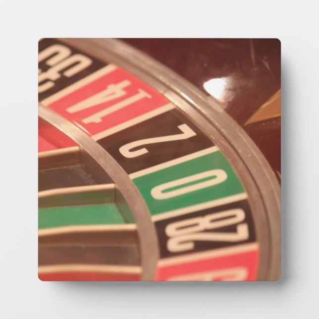 Casino Gambling Roulette Wheel Vintage Retro Style Plaque (Front)