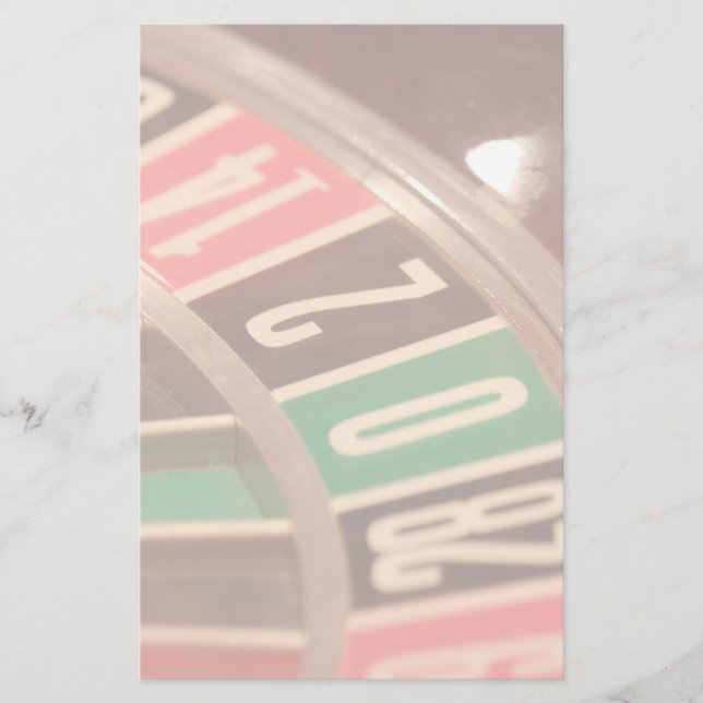 Casino Gambling Roulette Wheel Vintage Retro Style Stationery (Front)