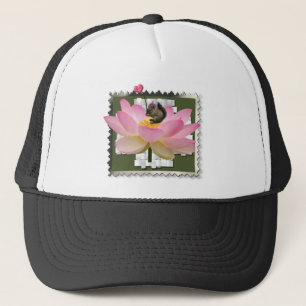 Casquette 3D Framed Adorable Baby Squirrel On Flower