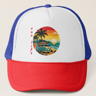Casquette aime la vie dans une camionnette