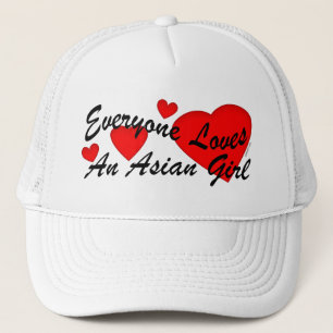 Casquette asiatique de fille d'amours