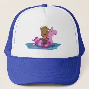 Casquette Baignade en Groot sur un flotteur de piscine