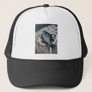 Casquette bluegill sur quai