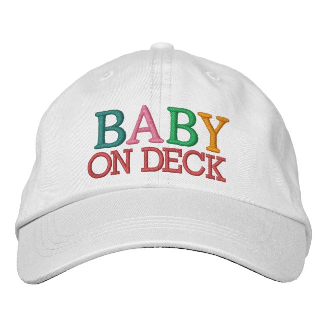 Casquette Brodée Bébé sur le pont (Devant)