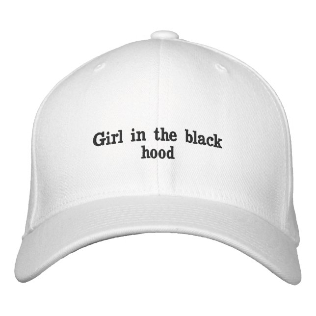 Casquette Brodée Fille dans le capot noir (Devant)