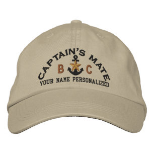 Casquette Brodée Initiales de l'étoile nautique du capitaine person