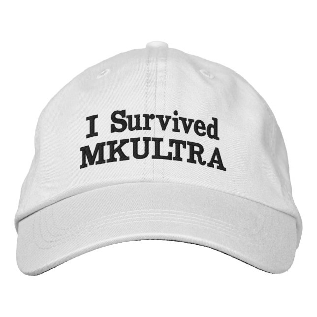Casquette Brodée "J'ai survécu à MKULTRA" (Devant)