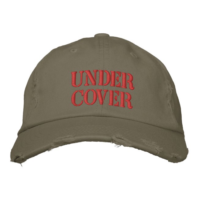 CASQUETTE BRODÉE SOUS COUVERTURE (Devant)