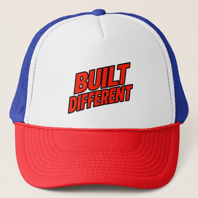 Casquette Built Different Trucker Hat – Bold Street Style (Devant)