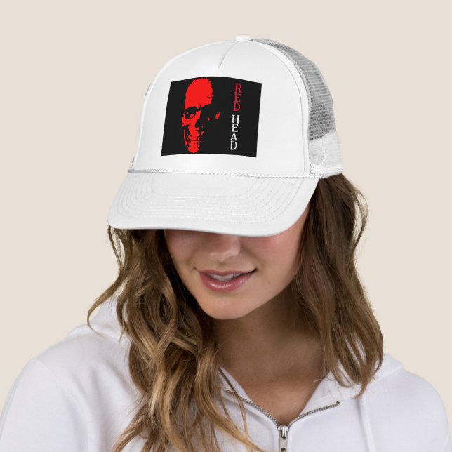 Casquette Chapeau de camion à tête rouge (En situation)