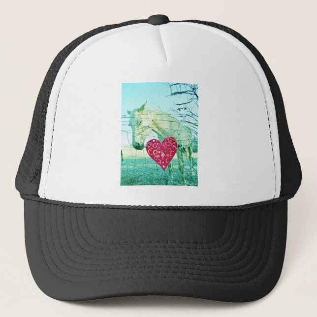 Casquette Cheval Blanc Coeur Rouge Saint Valentin (Devant)