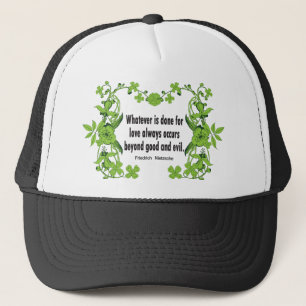 Casquette Citation de Nietzsche quoi que soit fait pour
