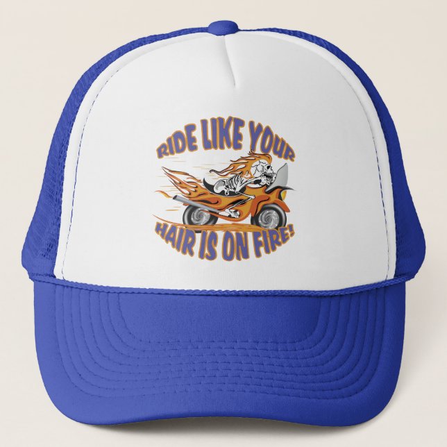 Casquette Crâne de moto flambante (Devant)