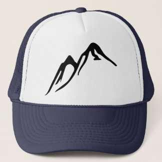 Casquette de camionneur avec des montagnes