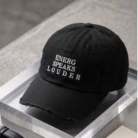 Casquette de papa noire brodée de typographie qui