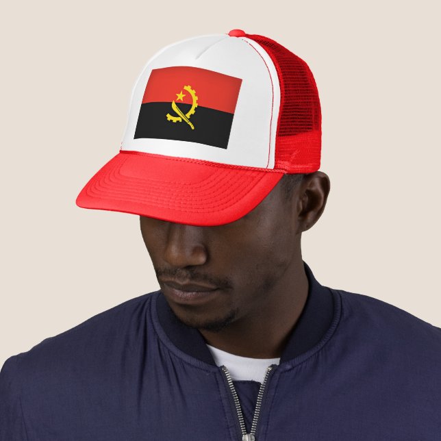 Casquette Drapeau de l'Angola (En situation)