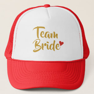 Casquette Équipe de mariée écriture dorée Cœur d'amour rouge