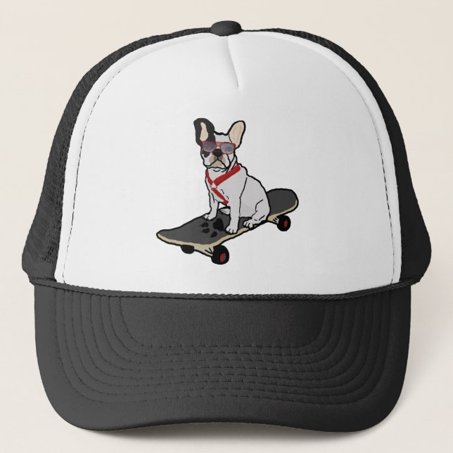 Casquette faisant de la planche à roulettes de (Devant)