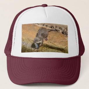 Casquette **"Fête de Pondside : Un Otter et son Catch"**