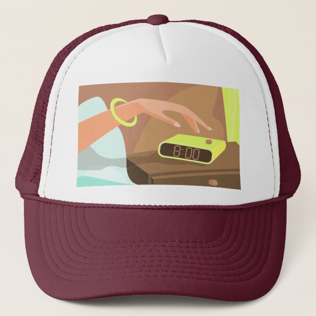 Casquette Filles main poussant sur le bouton snooze du révei (Devant)