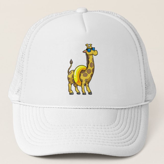 Casquette Girafe sur la plage avec anneau de natation et lun (Devant)