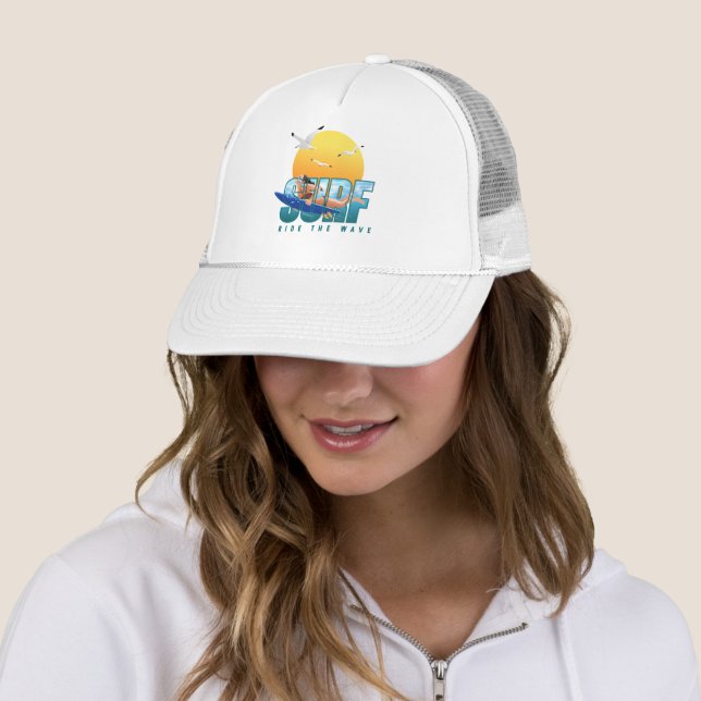 Casquette Le surfeur monte la vague | (En situation)