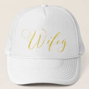 CASQUETTE MANUSCRIT WIFEY D'OR DE SWILRING DANS LE NOIR