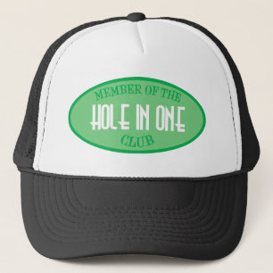 Casquette Membre du trou dans un club