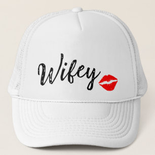 Casquette MIGNON ! 👰‍♀️ Chapeau rose "Wifey" avec lèvres de