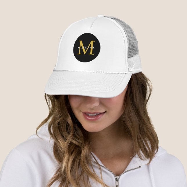 Casquette Monogramme d'or Chapeau de camion noir blanc initi (En situation)