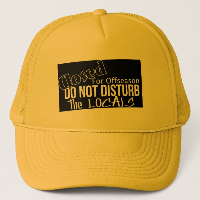 Casquette Ne pas déranger les locaux (Devant)