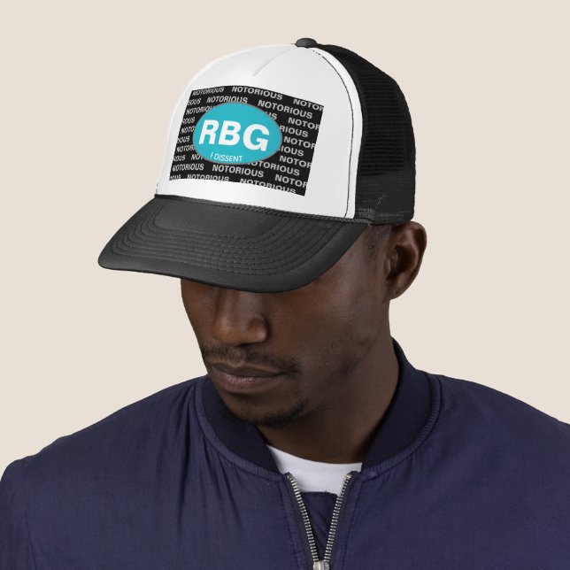 Casquette Personnalité célèbre de la dissidence RVB I (En situation)