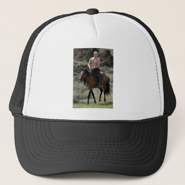 Casquette Poutine sans chemise monte un cheval (Devant)
