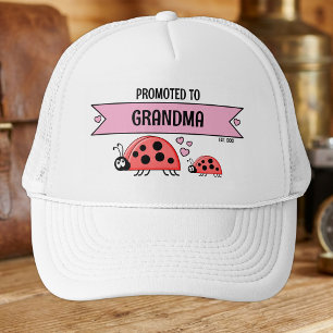 Casquette Promue au rang de grand-mère coccinelles blanches 