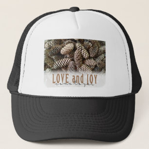 Casquette Rustic Holiday Love and Joy Pine Cone