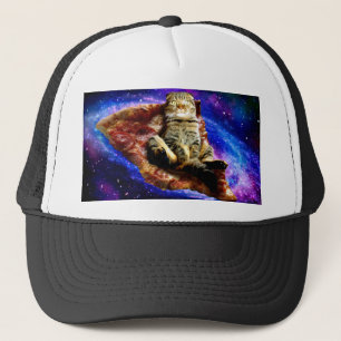 Casquette Space cat couché sur une pizza