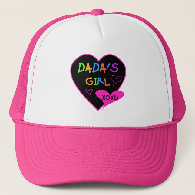 Casquette T-shirt fille de Dada, Mug, Bouton, Aimant, Plus (Devant)