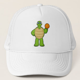 Casquette Tortue en tant que joueur de basket-ball avec bask