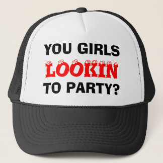 CASQUETTE VOUS FILLES, LOOKIN, À LA PARTIE ?